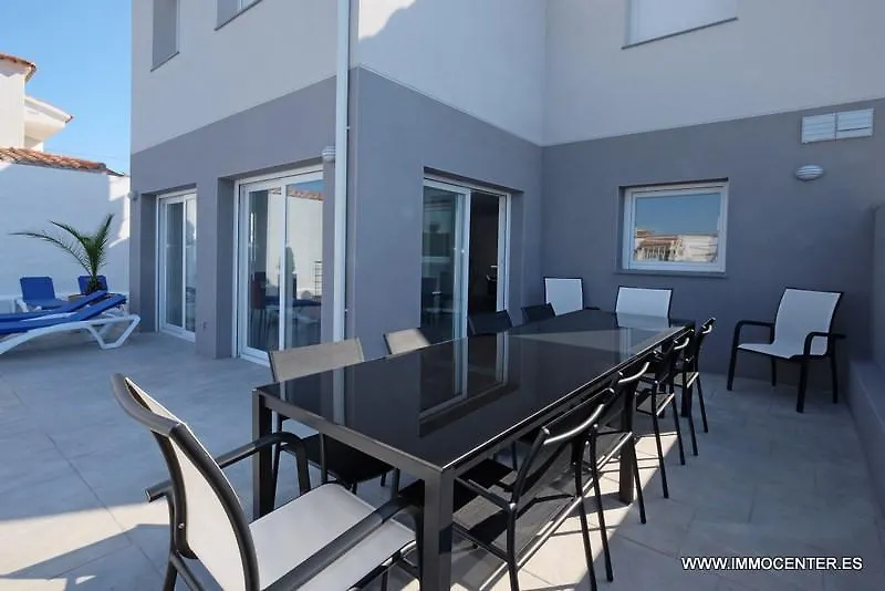 Villa Lv02 à Empuriabrava 0*,  Espagne